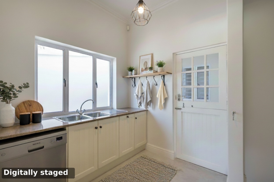 5 Bedroom Property for Sale in Whale Rock Western Cape